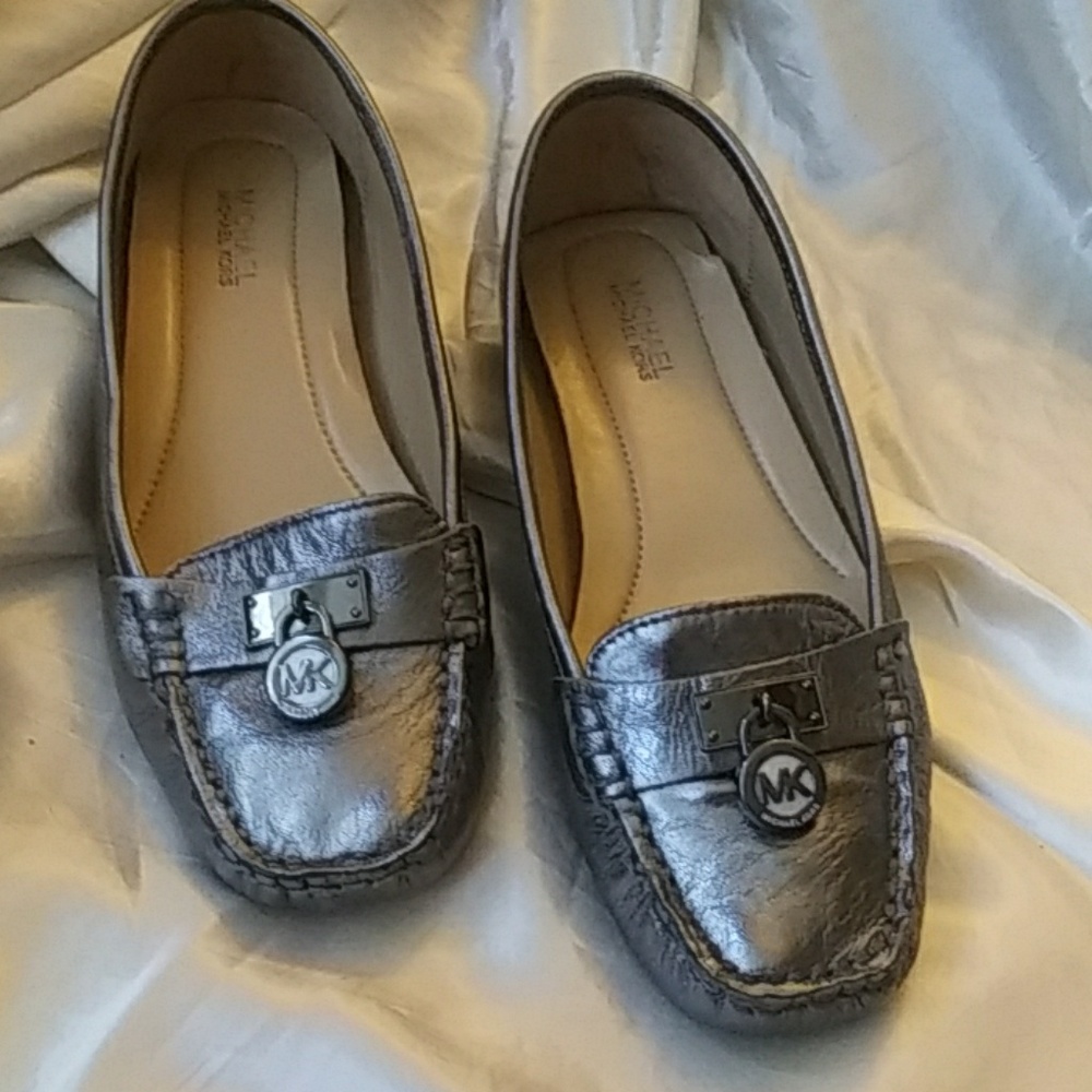 Micheal Kors loafer flats